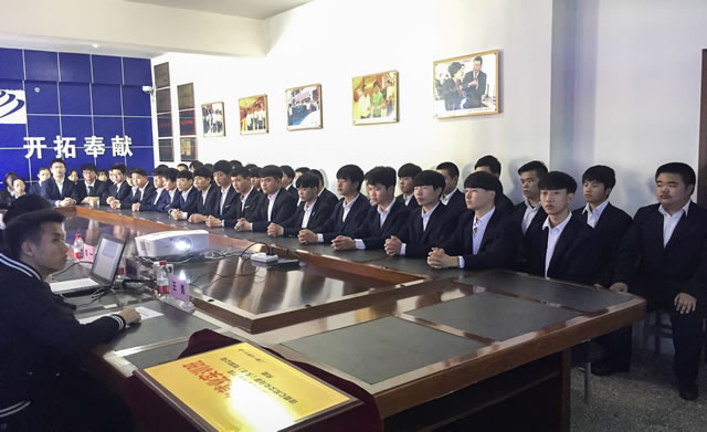 �����ں�•�����»�У������������¡�ؾ���