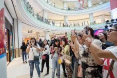 AR��Ʒ��Ӫ����4��Ӱ��