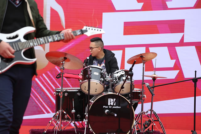 У԰ʮ�Ѹ����ܾ���Բ����Ļ